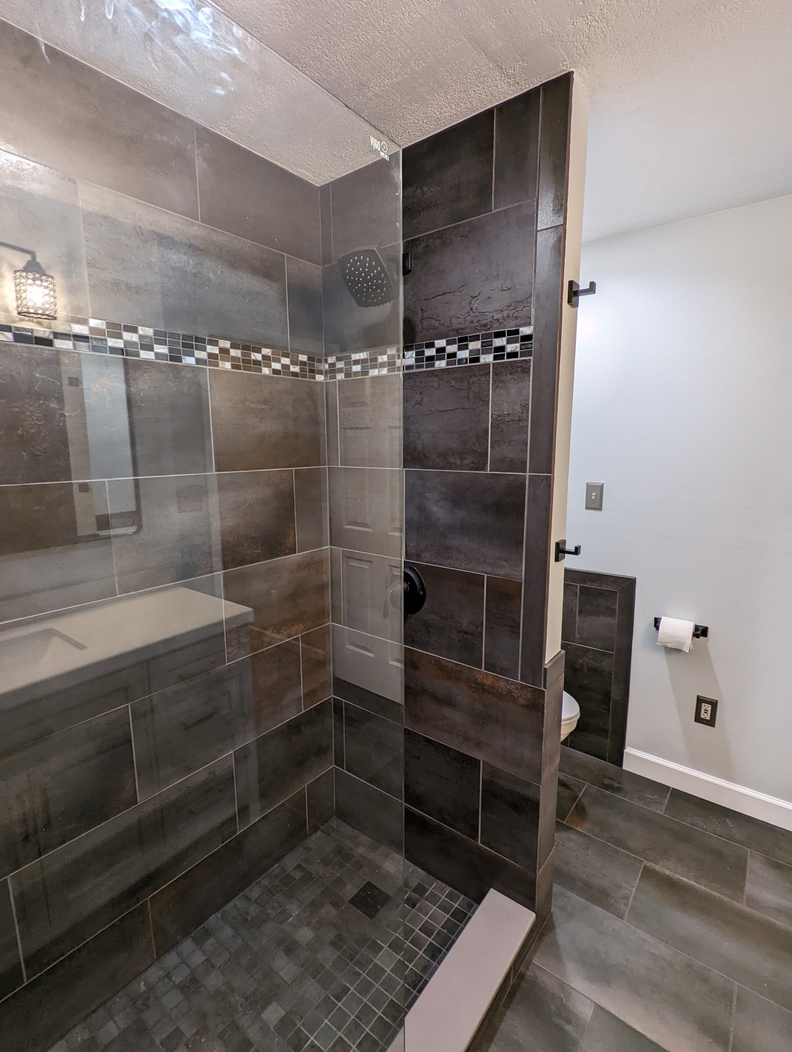 Dave and Andreas Bathroom