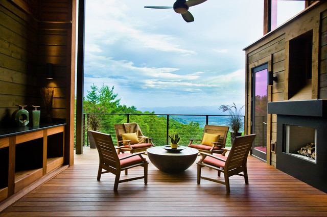 Bower House contemporaneo-terrazza