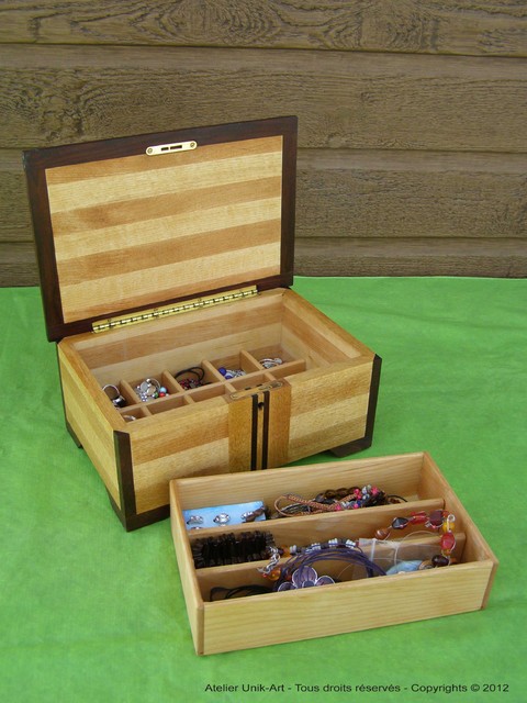 Custom jewelry box