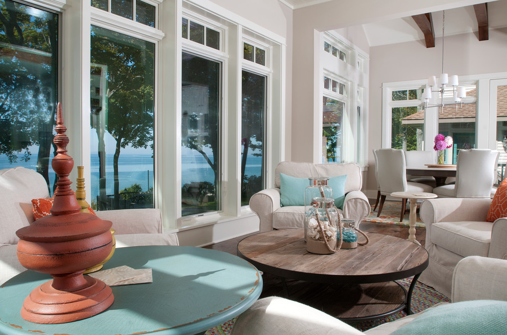 Inspiration for a beach style living room in Grand Rapids.