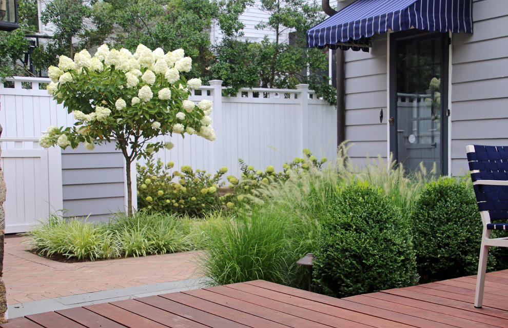 Example of a classic home design design in Baltimore