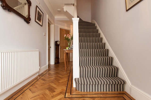 Strawberry Hill Home trendy-entre