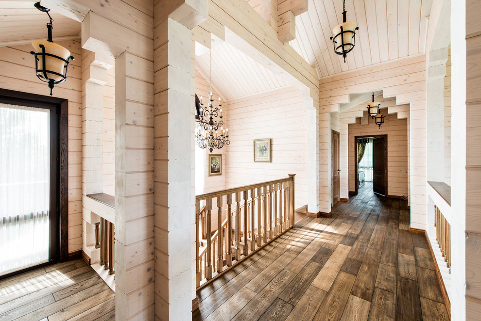 Photo of a country hallway in Moscow.