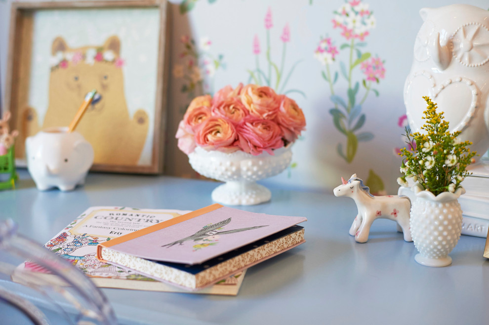 Pretty Little Girl's Room - Steven Dewall