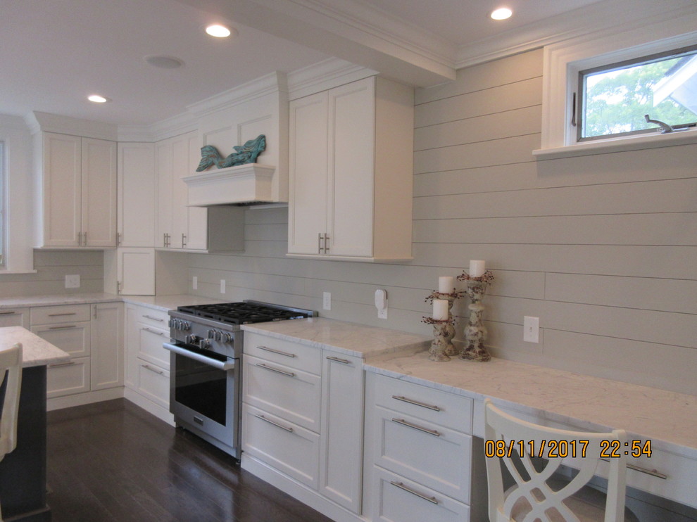 Transitional home design photo in Providence
