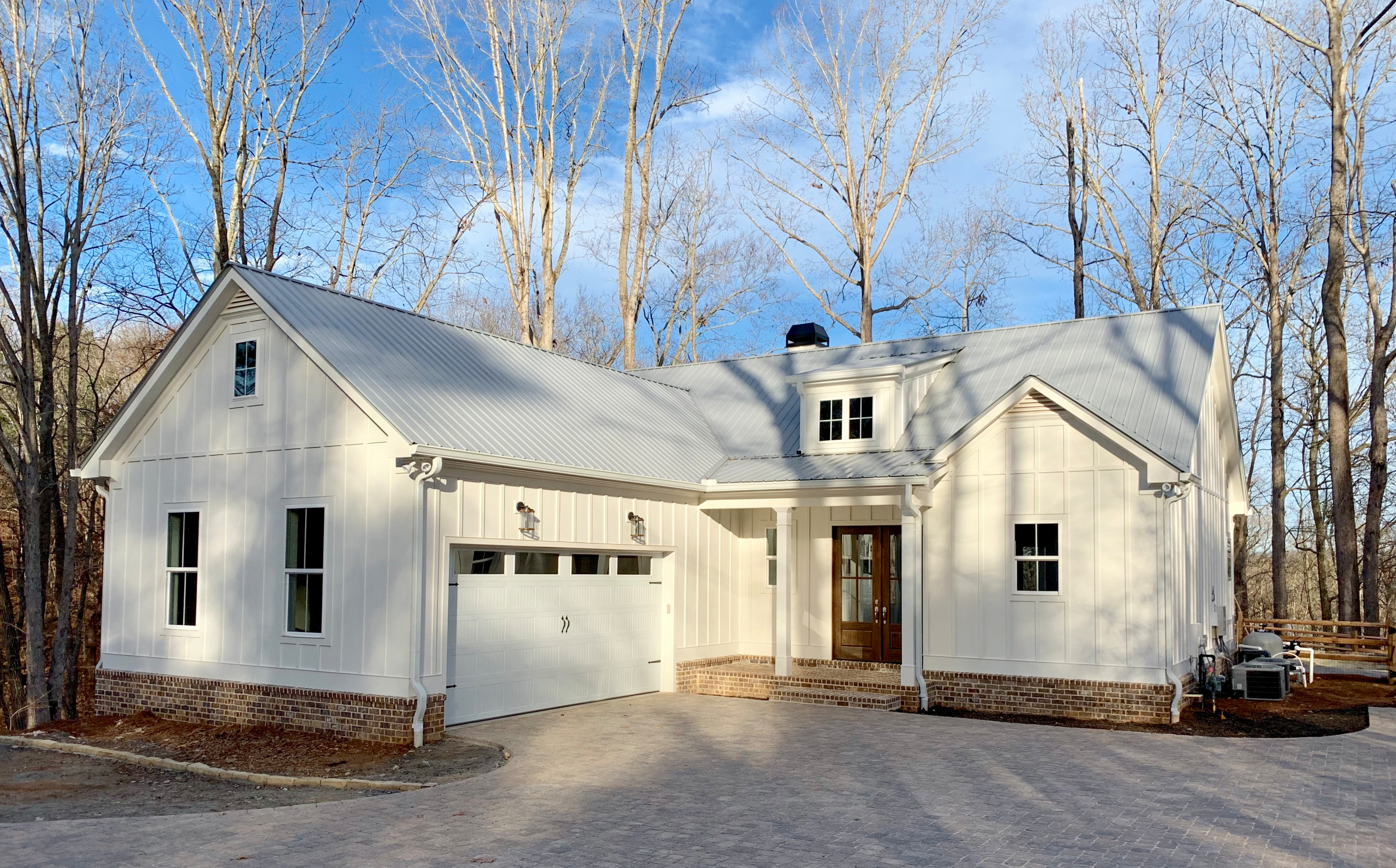 Twin Cottages main house