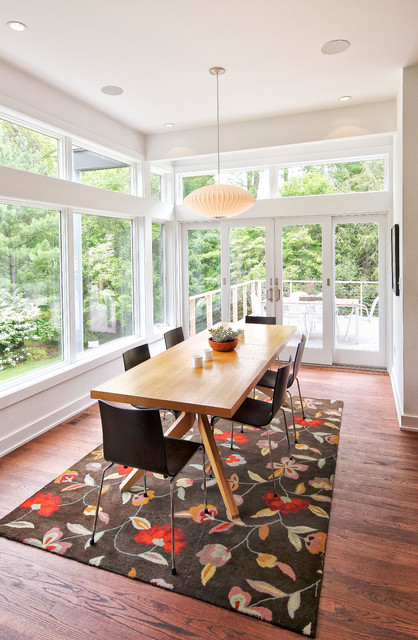 Light Filled Contemporary modern-esszimmer