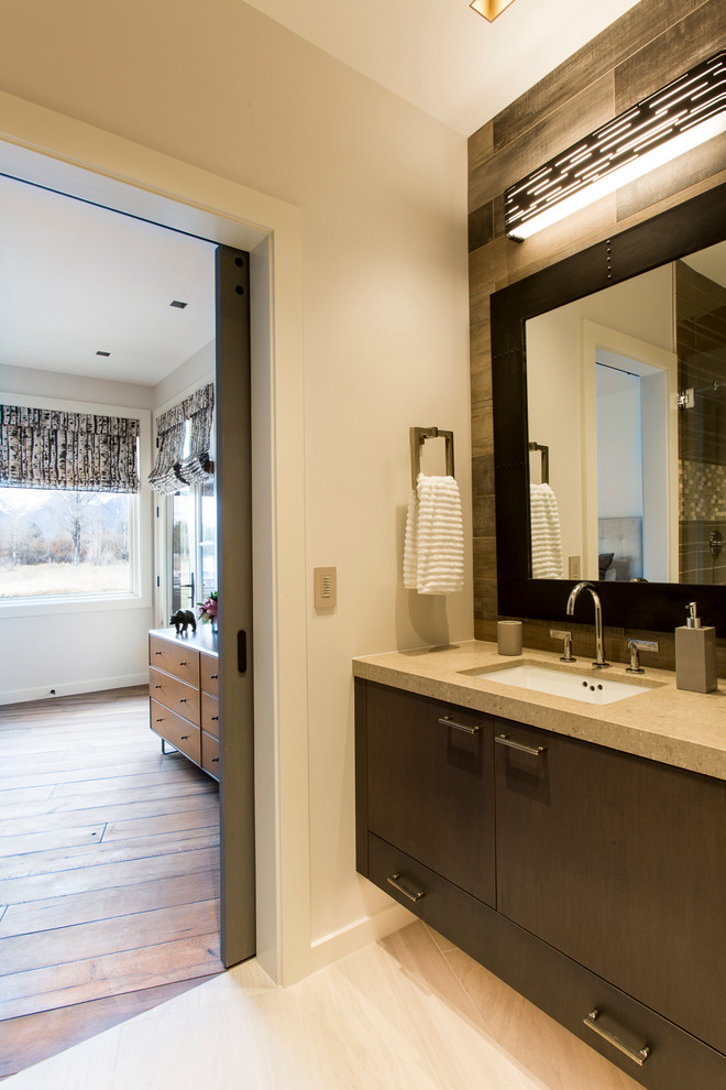 Inspiration for a transitional bathroom remodel in Jackson