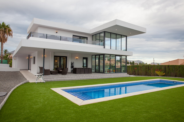 Varios modern-exterior