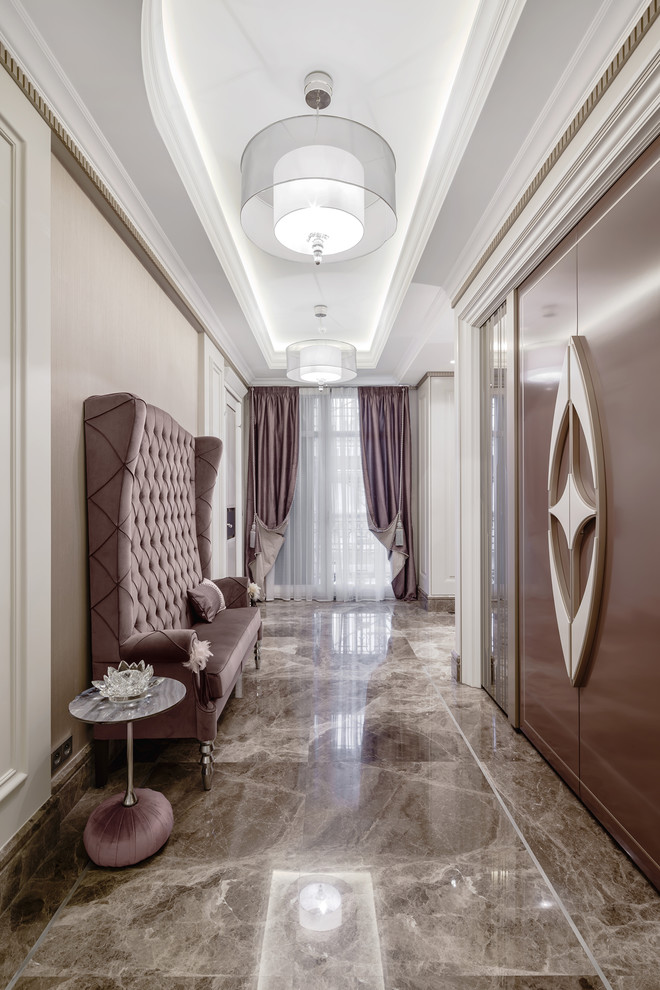 Interior of a private residence on Cote d'Azur. /  Интерьер резиденции в Ницце