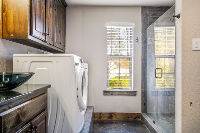 Master Bathroom rustik-badrum