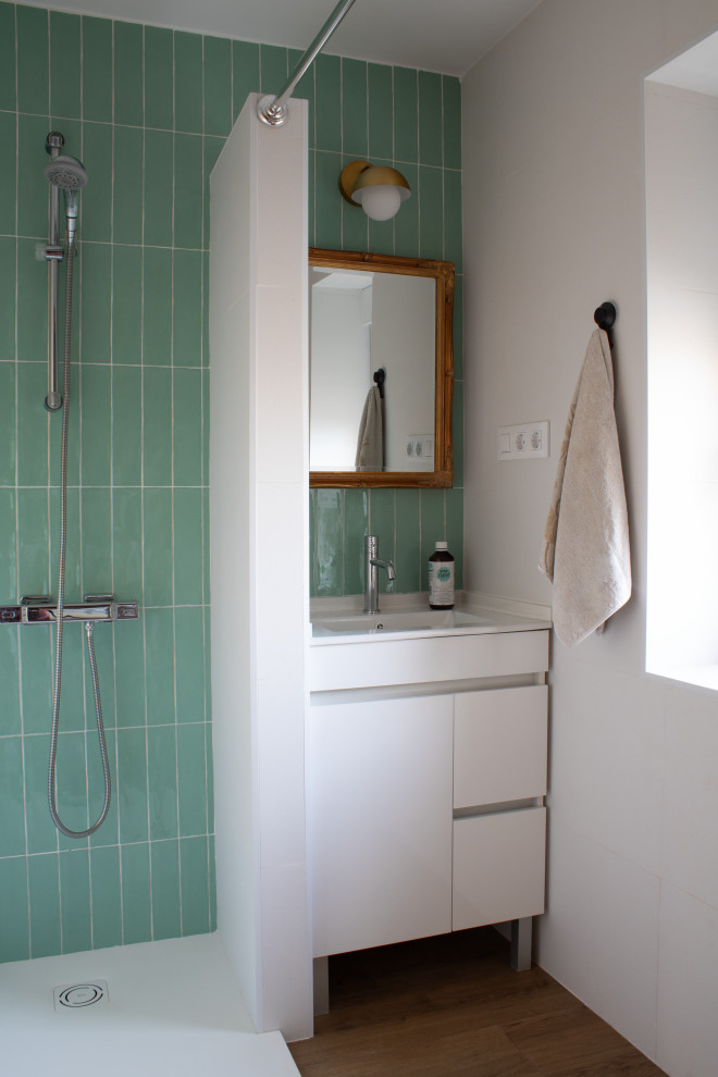 Entre lo rústico y lo actual: transformación de baños en Cantabria