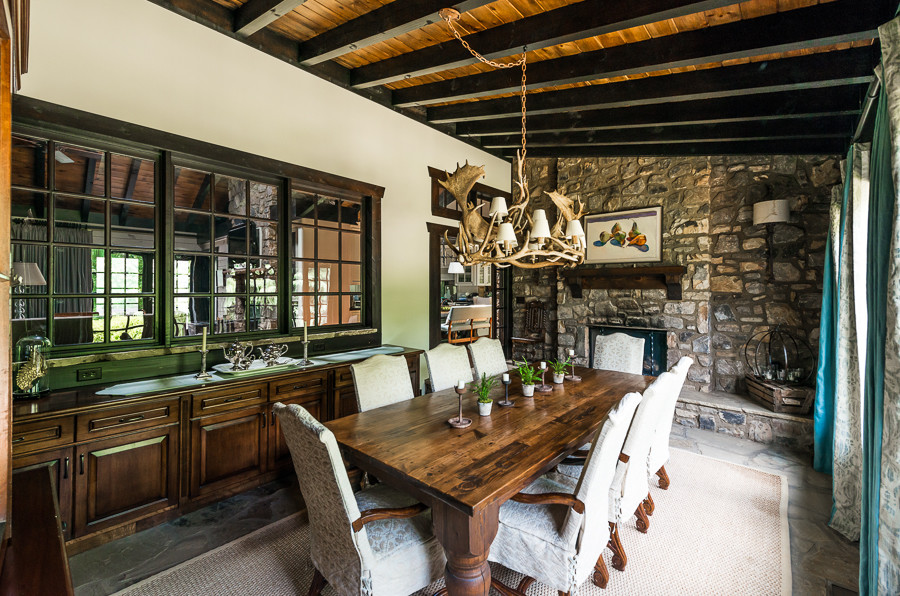 Inspiration for a country dining room in Atlanta.