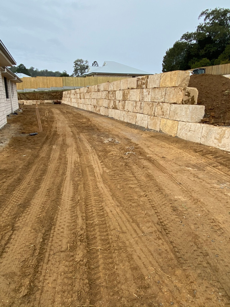 Rock Walls By Listonia
