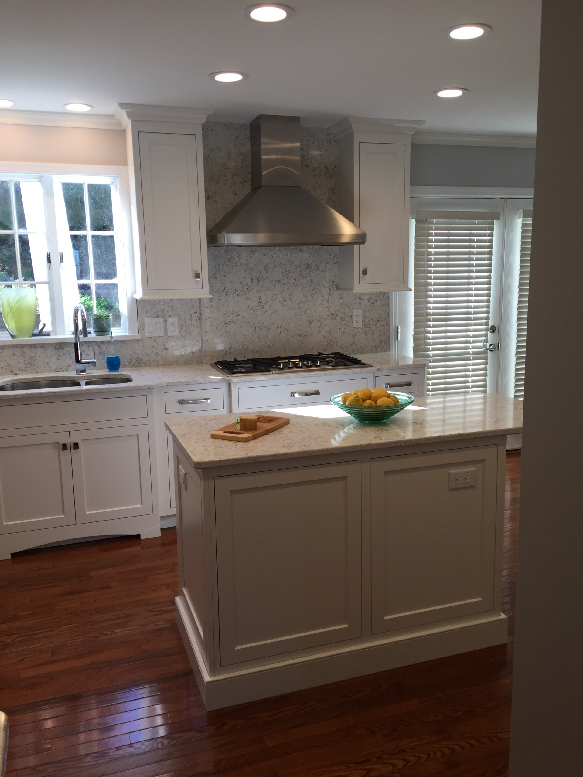 White Kitchen with Full-height backsplash