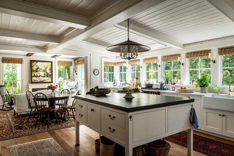 The English Cottage - Traditional - Seattle - by Dyna Builders