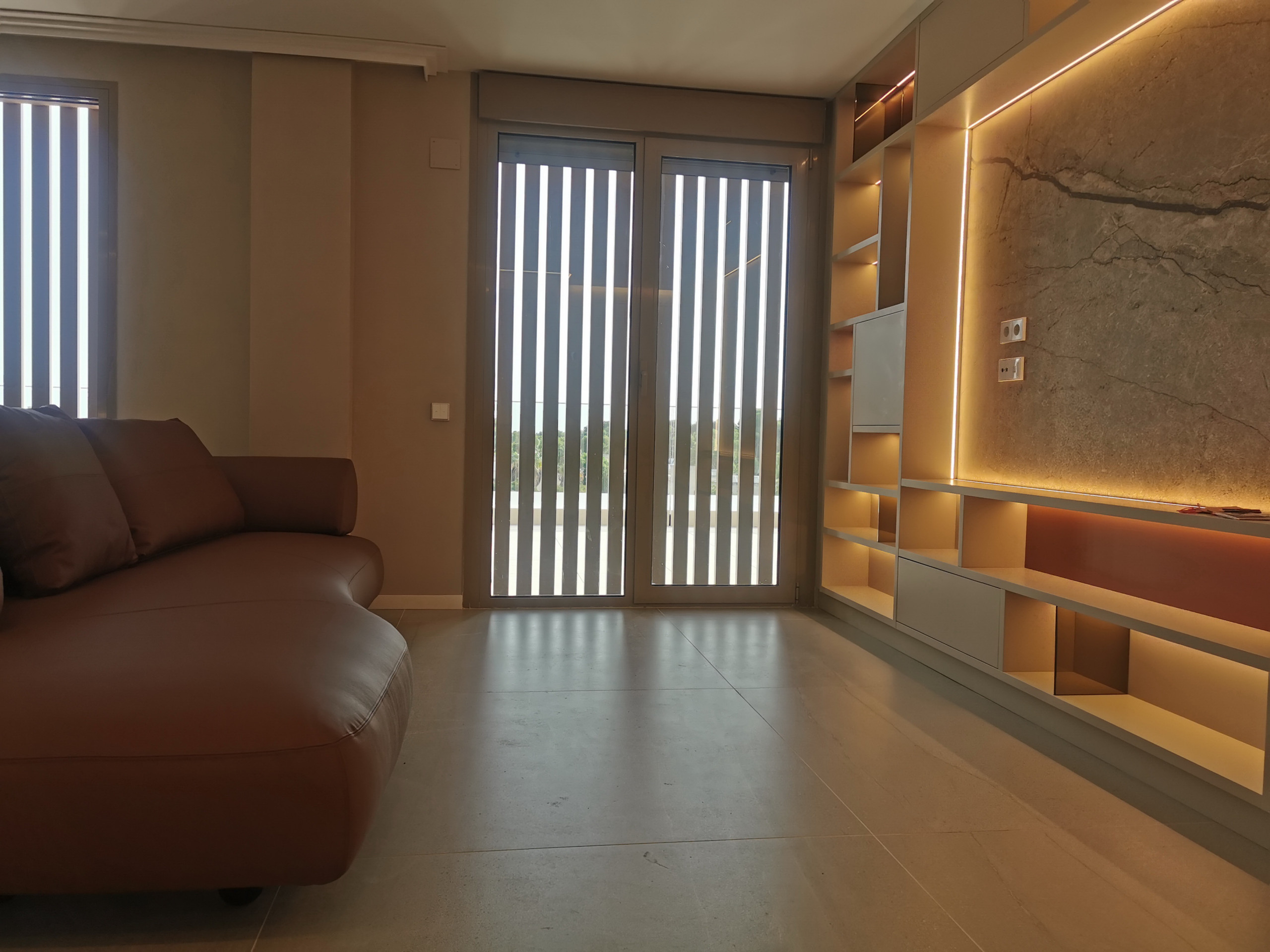 Proyecto de interiorismo y reforma integral ático -Valencia