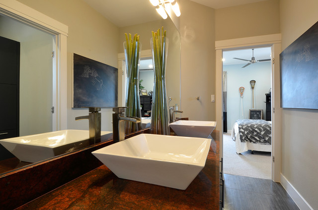 Parade Home contemporary-bathroom