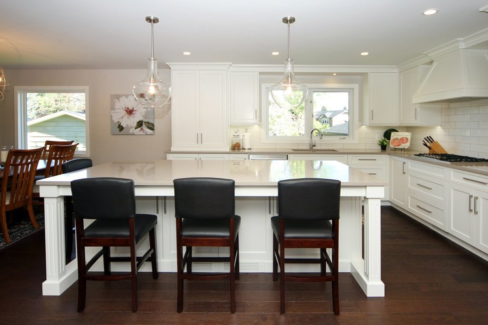 Inspiration for a transitional kitchen remodel in Calgary