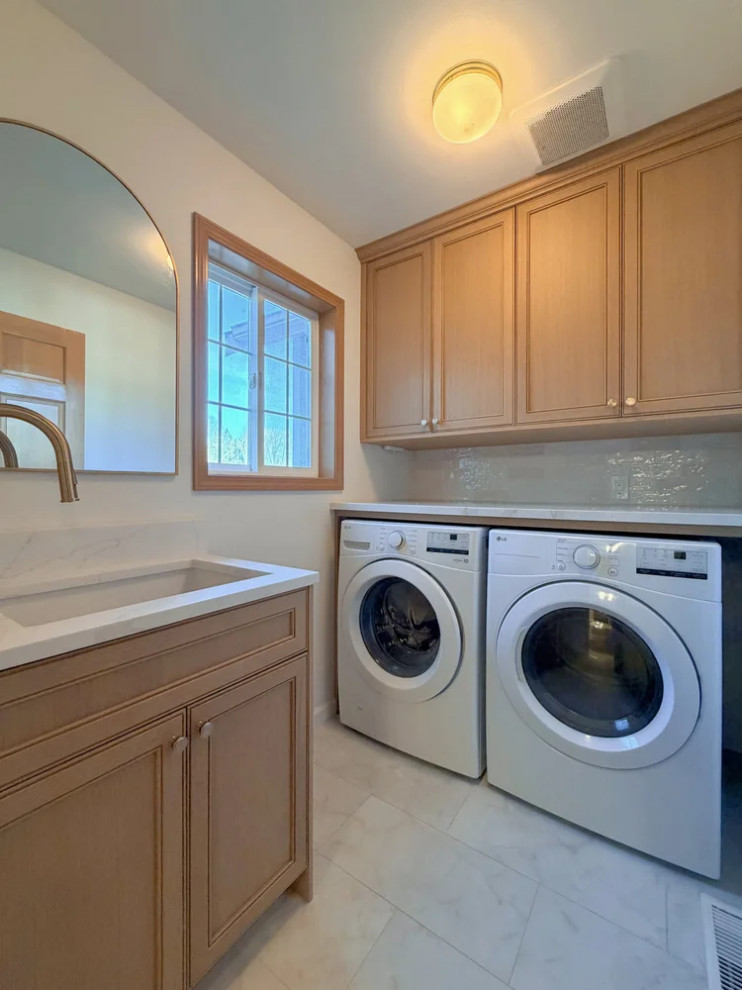 Snohomish - 2 Bathrooms + Laundry Room