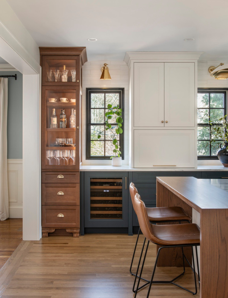 Home bar - transitional home bar idea in Boston
