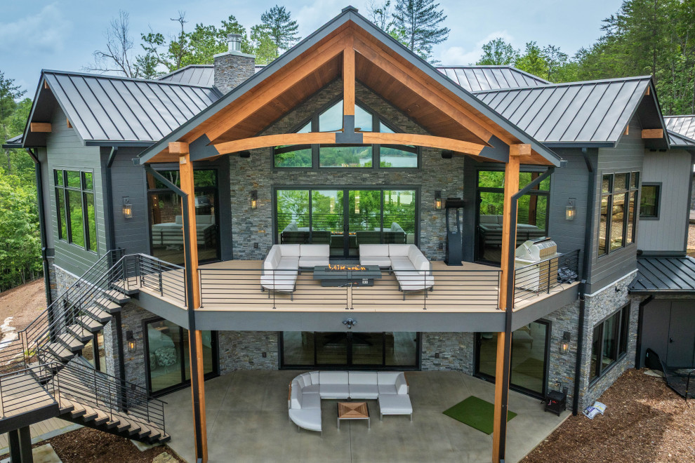 Trendy home design photo in Charlotte
