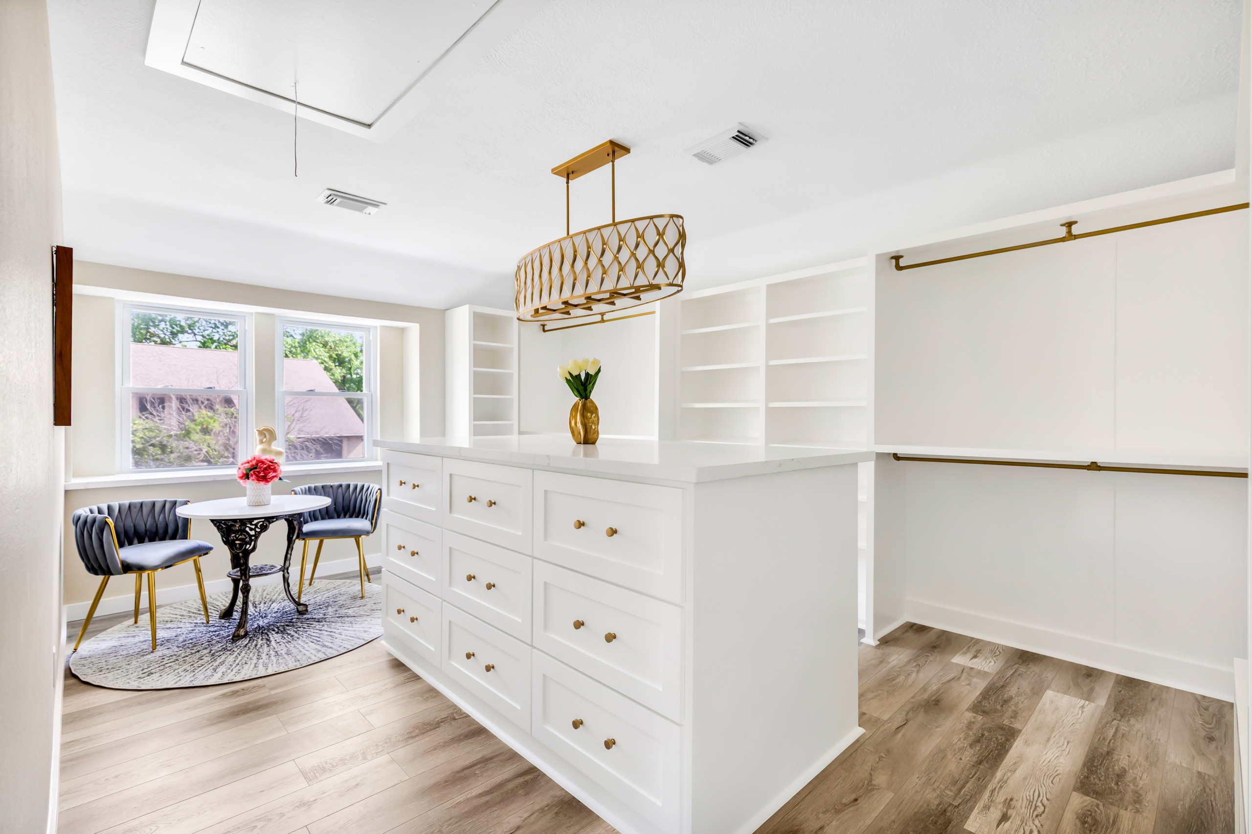 Example of a trendy closet design in Houston