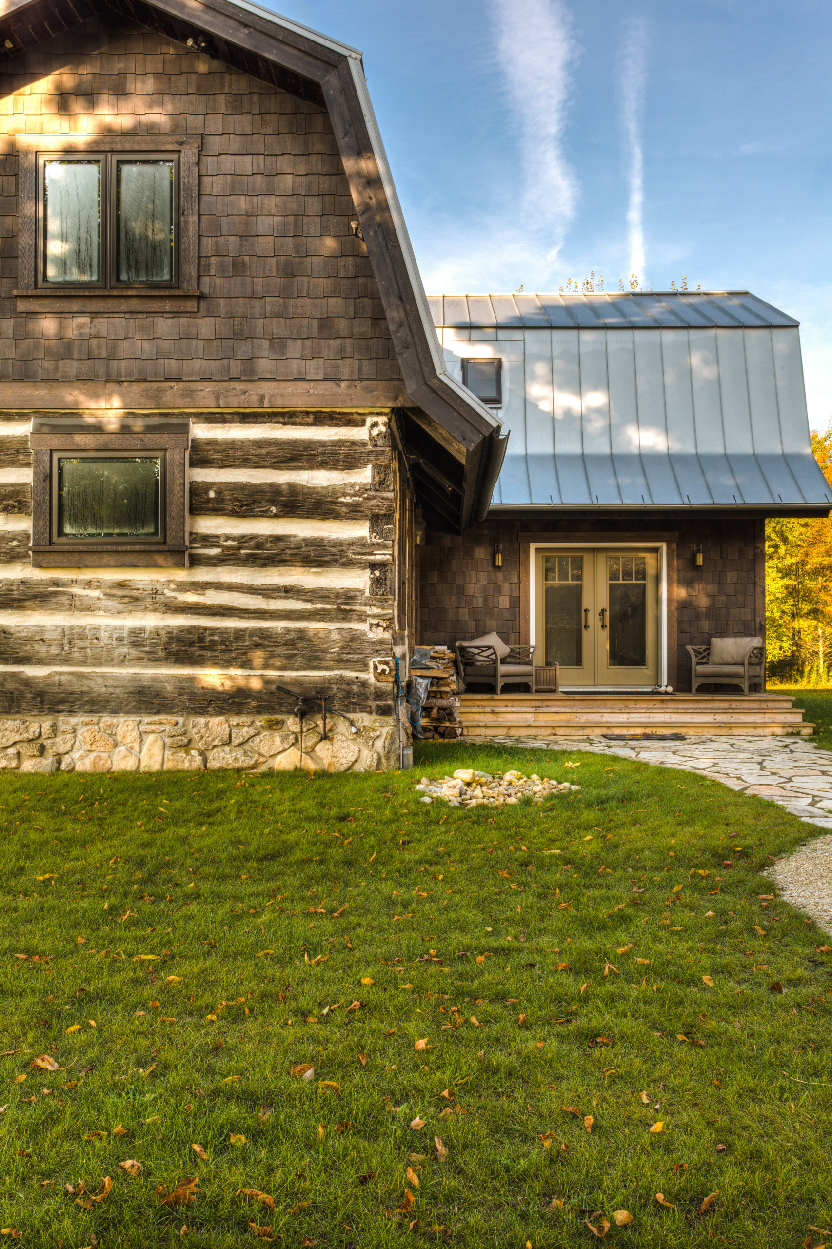 Gambrel Cabin - Photos \u0026 Ideas | Houzz, image size:1706x2560