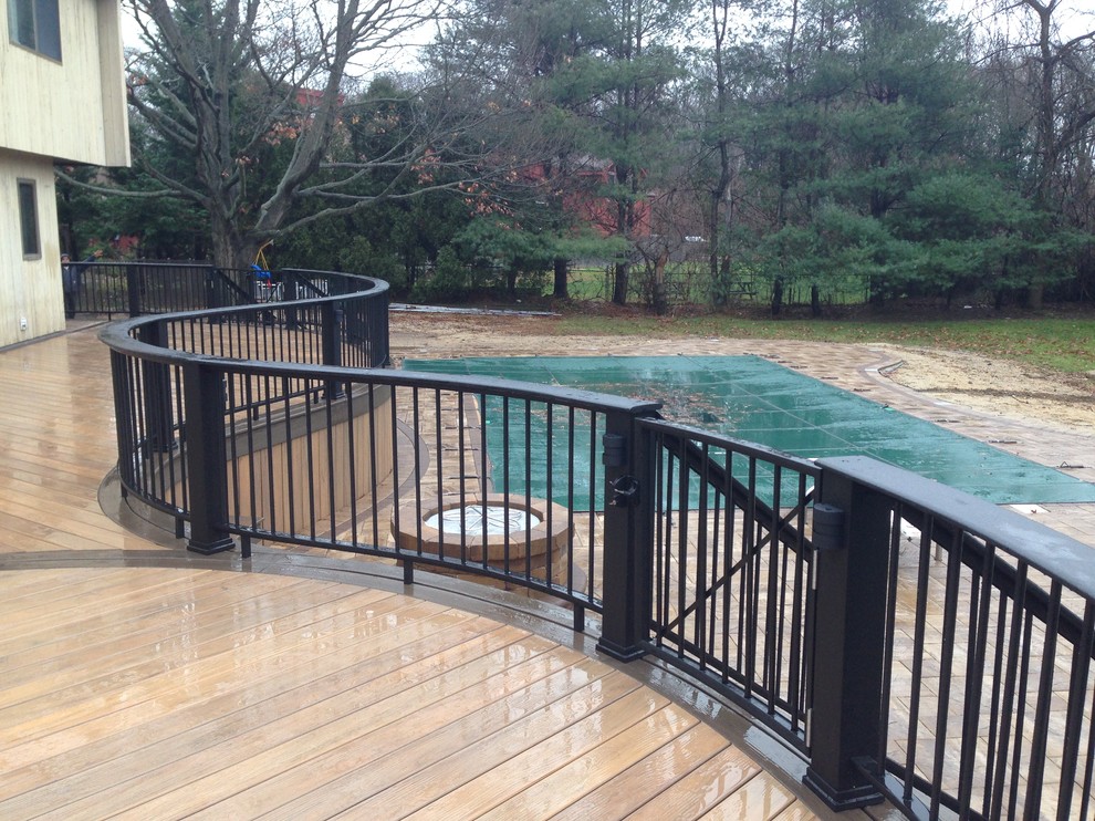 Timbertech Legacy Tigerwood Decking with Legacy Mocha Border ...