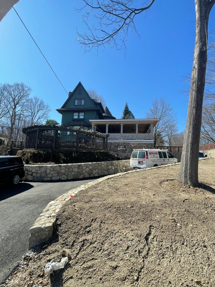 18 Park Ave