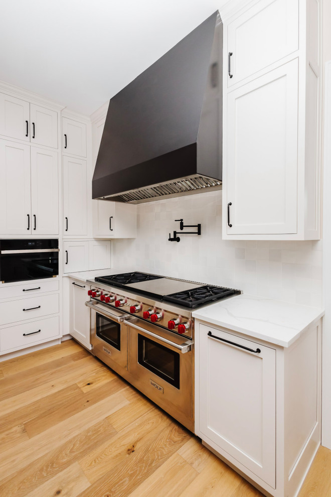 Kitchen - rustic kitchen idea