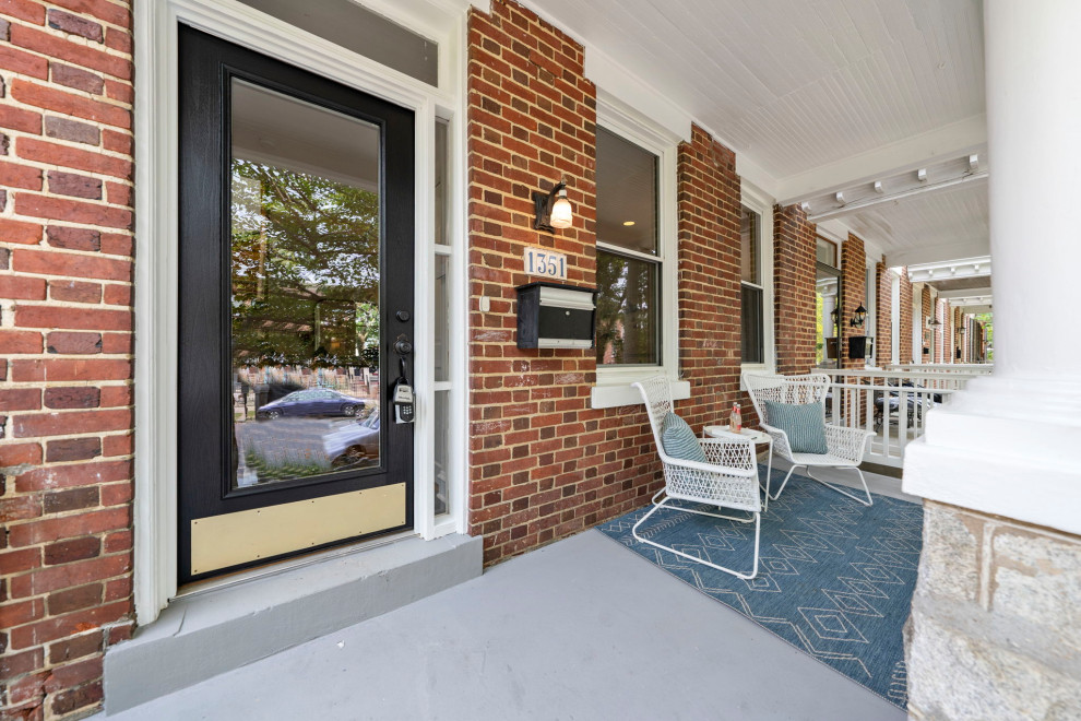 Capitol Hill Staging