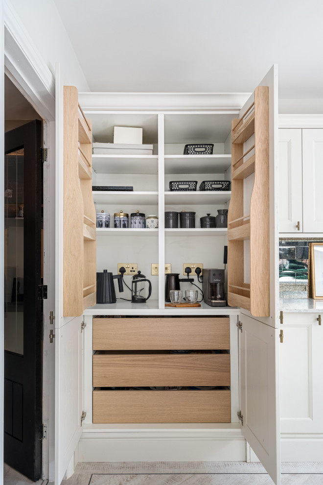 Wyncham Avenue Living Areas & Kitchen