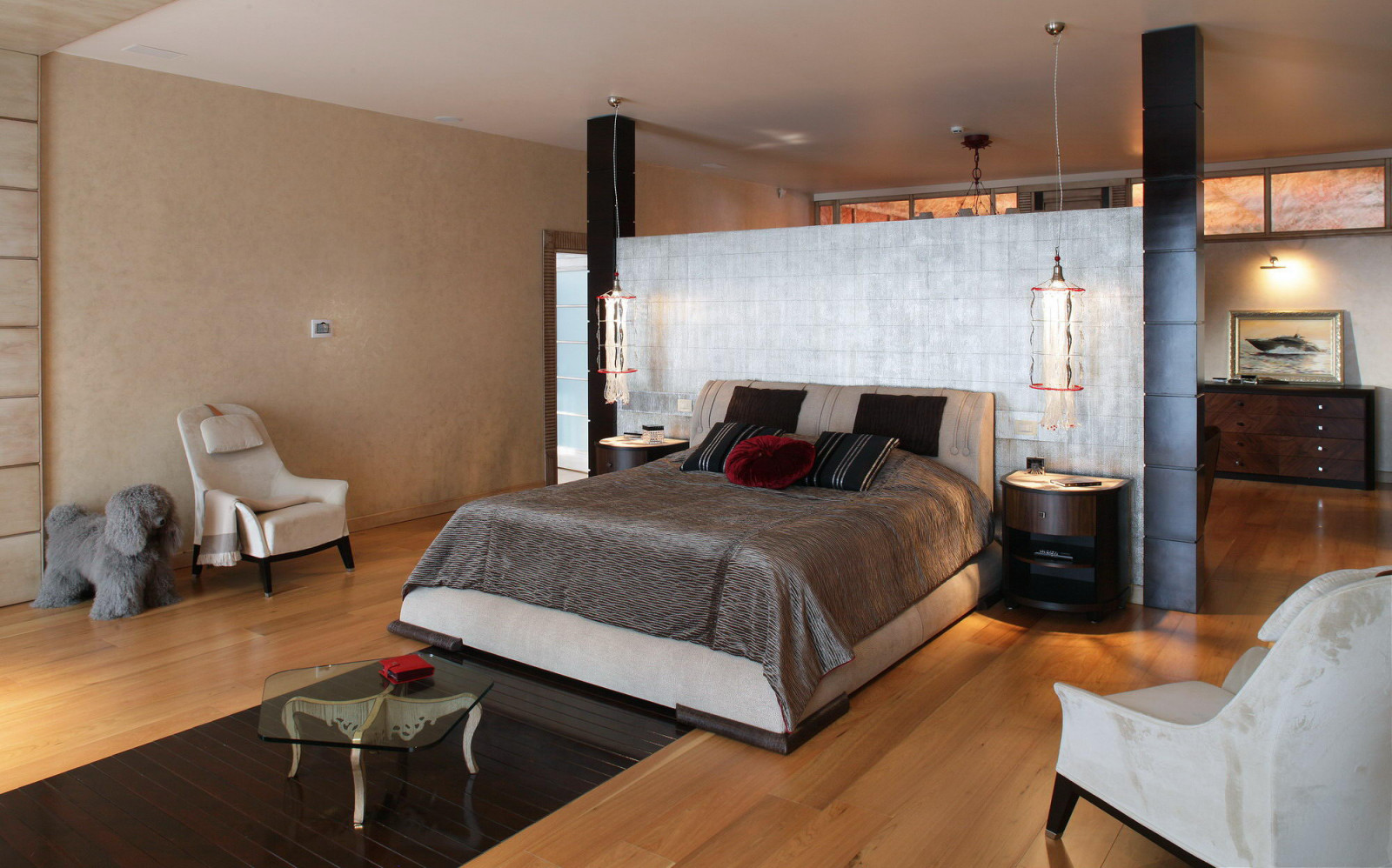 Дом в стиле неоклассика в коттеджном поселке Горки-6