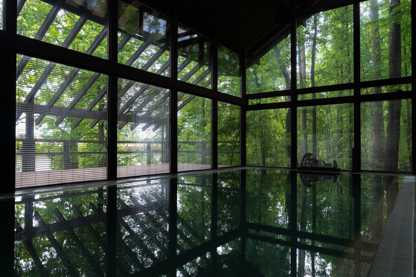 Интерьер и экстерьер загородного комплекса