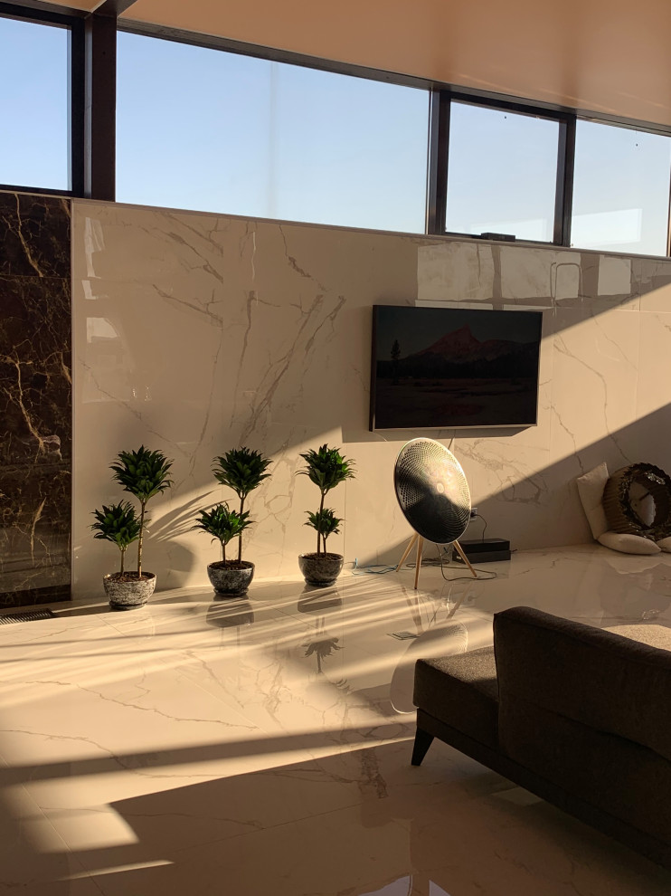 Крытая веранда на крыше в центре Москвы