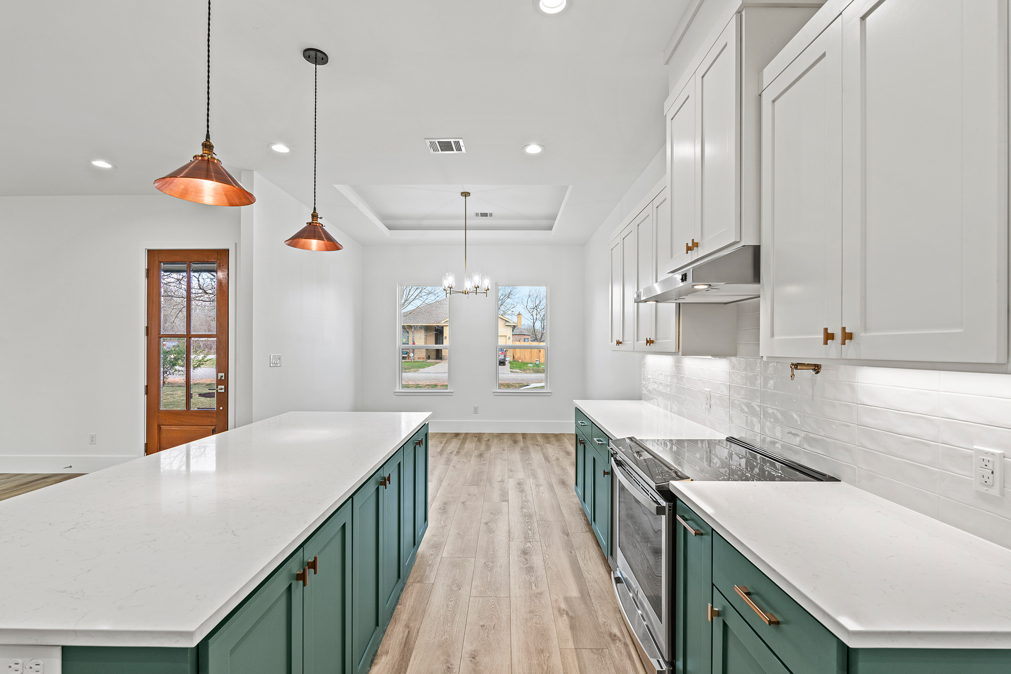 Home design - country home design idea in Austin
