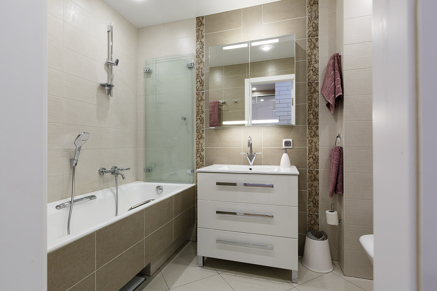 "Современная классика"