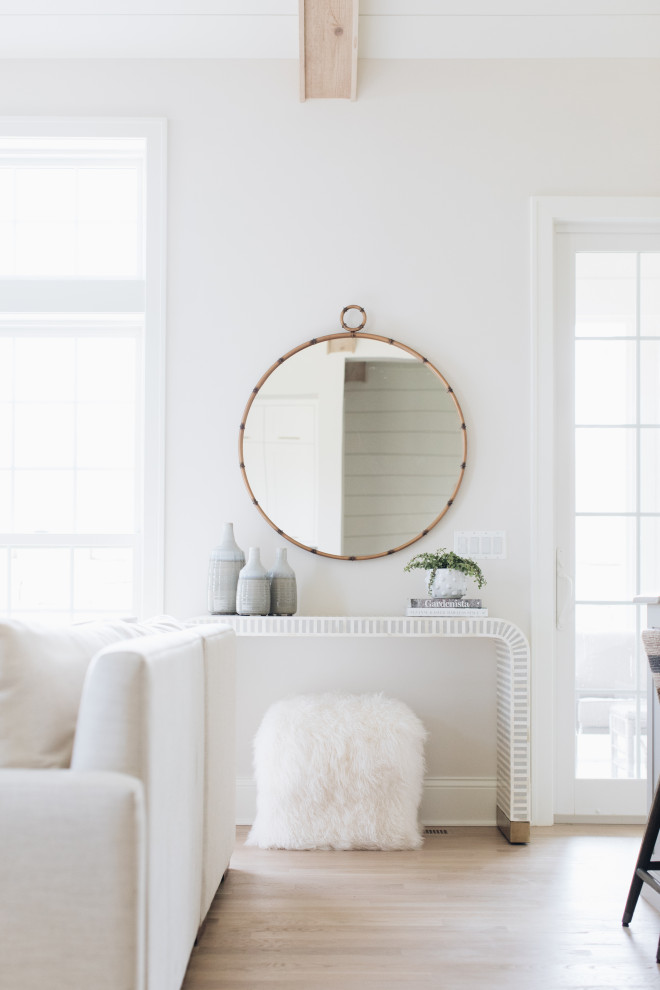 Home design - transitional home design idea in Chicago