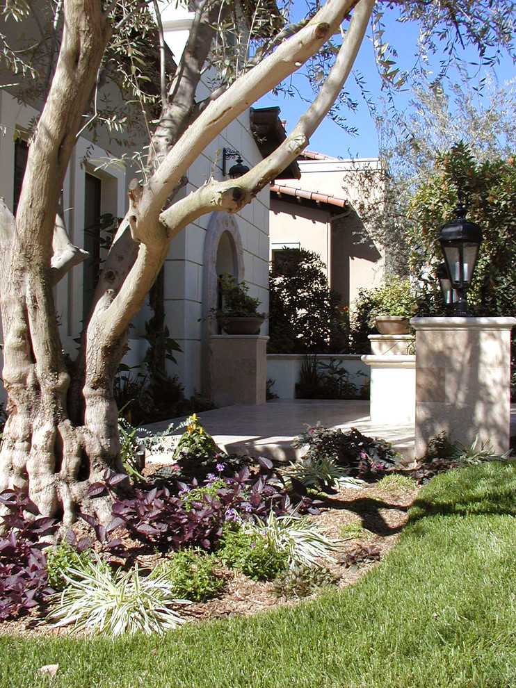 Inspiration for a mediterranean exterior in Los Angeles.