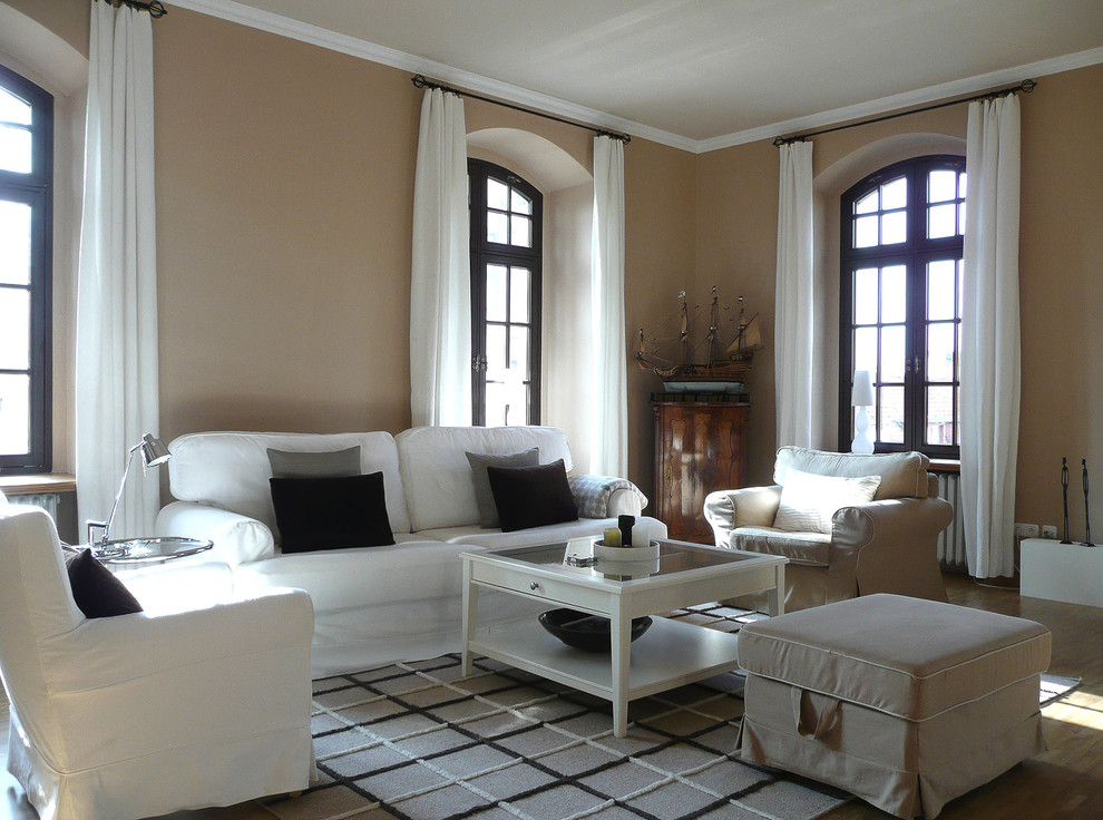 Modernes Wohnzimmer in Hannover