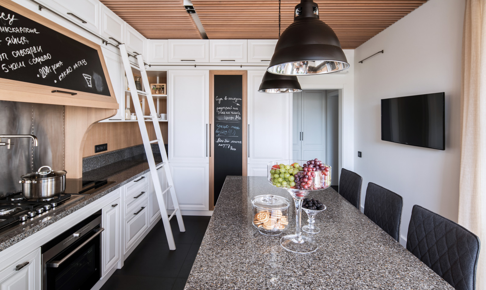 Дом с фокусом