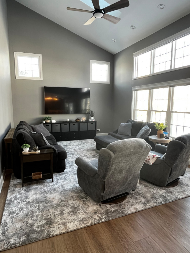 Hoffman Estates Main Level Renovation