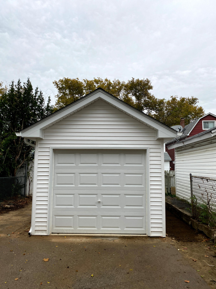 Rebuilding a detached garage in Forest Hills