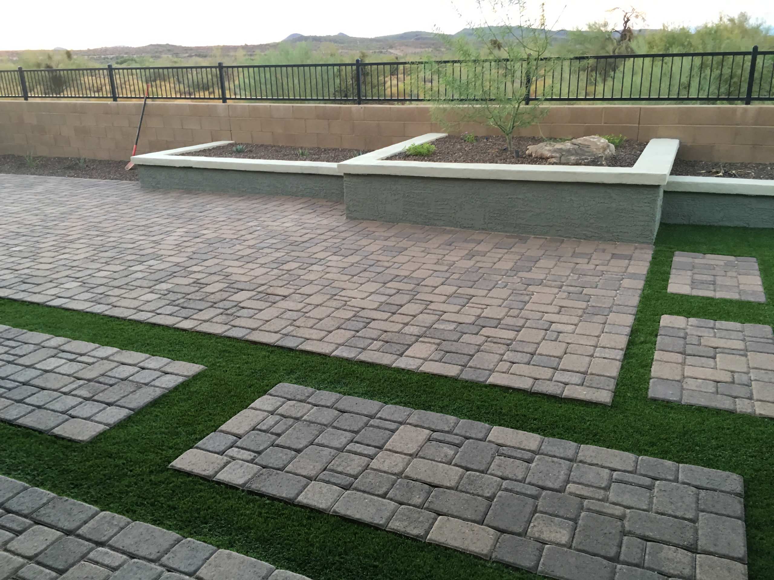 Pavers, Travertine & Flagstone