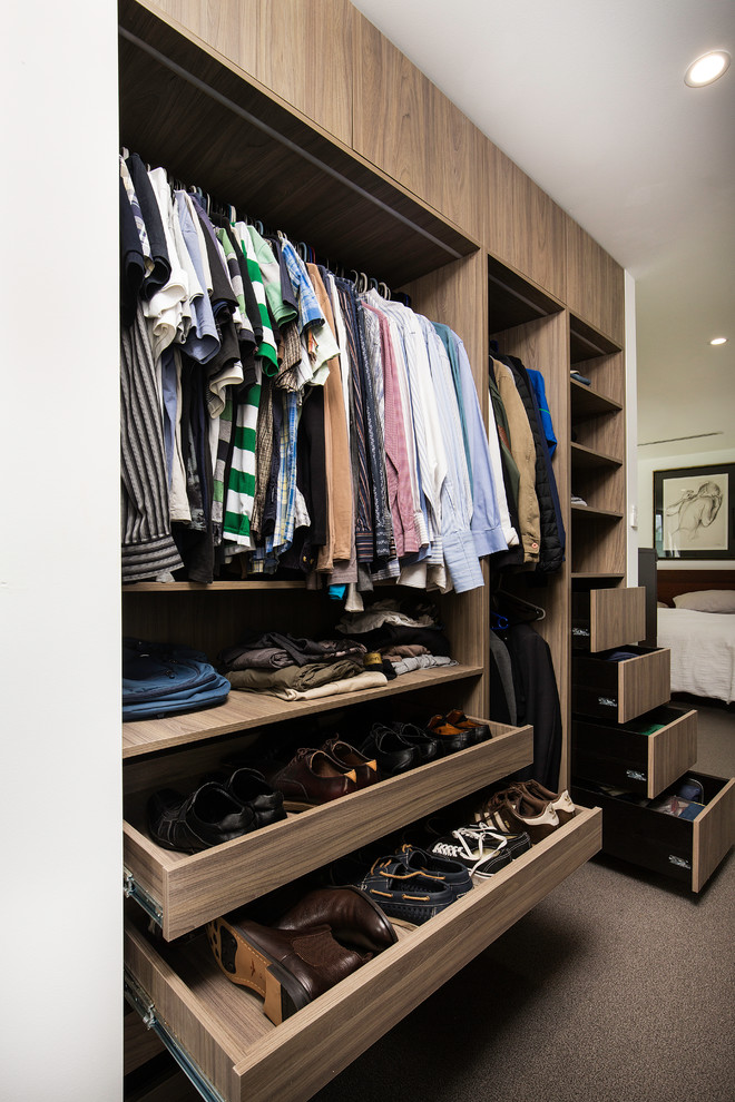 Inspiration for a contemporary storage and wardrobe in Sydney.