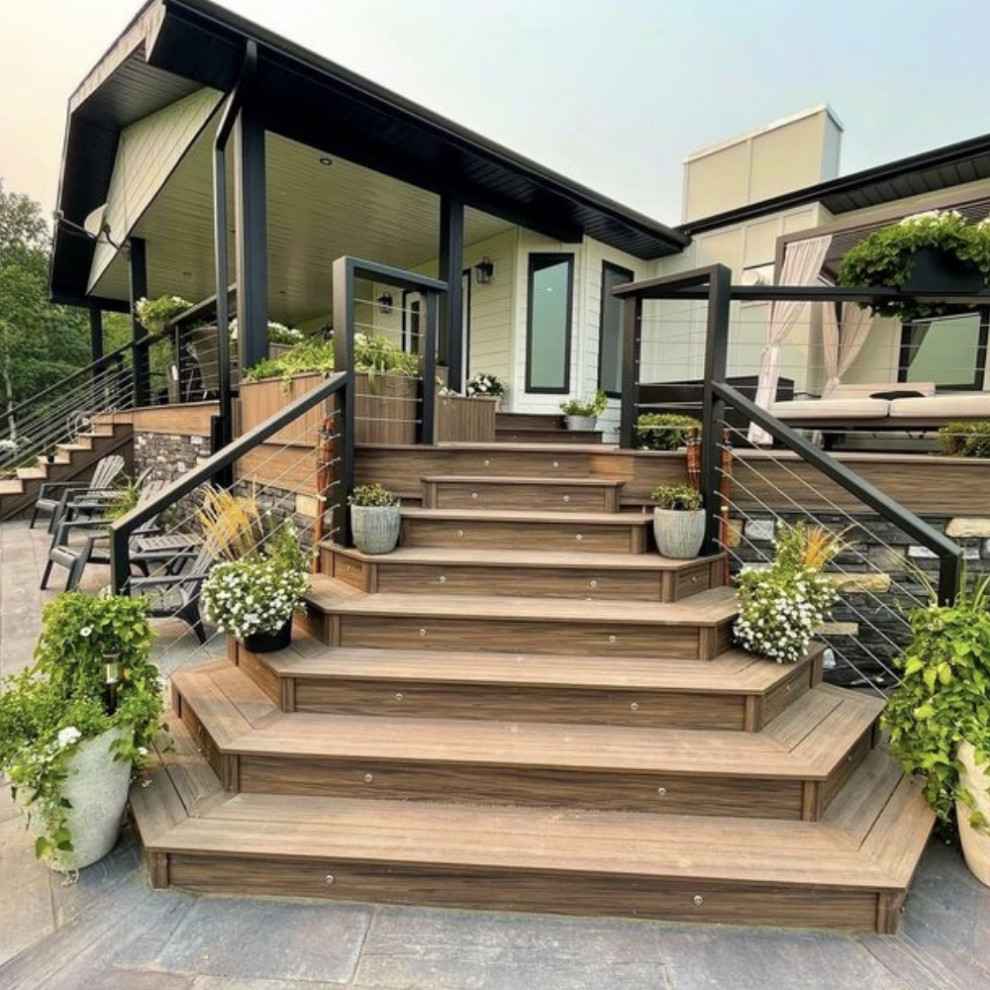 Voyage Decking in Costa with Picture Frame Board in Dark Slate Modern