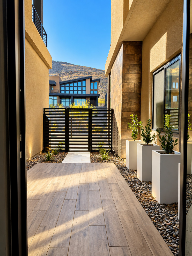 MESA RIDGE: Contemporary Haven