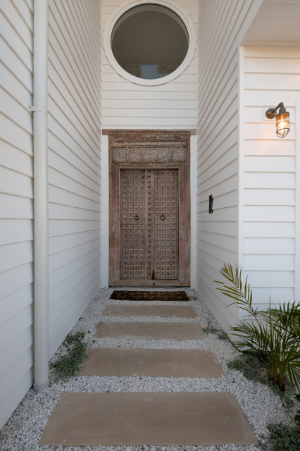 Pacific House costero-entrada