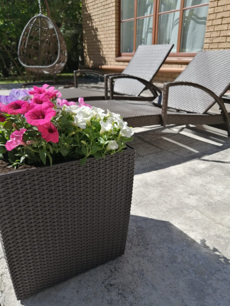 В работе 2022 и старше